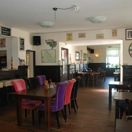 فندق مبيت وإفطار Eten&zo Tienraij